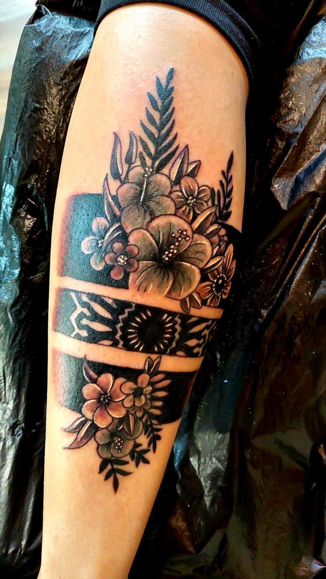 Tattoo Pension Mit Restaurant Und Tattoo-Studio Mortschach Экстерьер фото